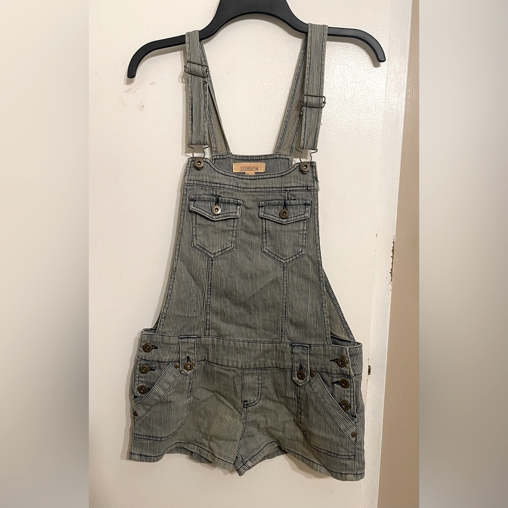 Forever 21 dungaree overall denim shorts
